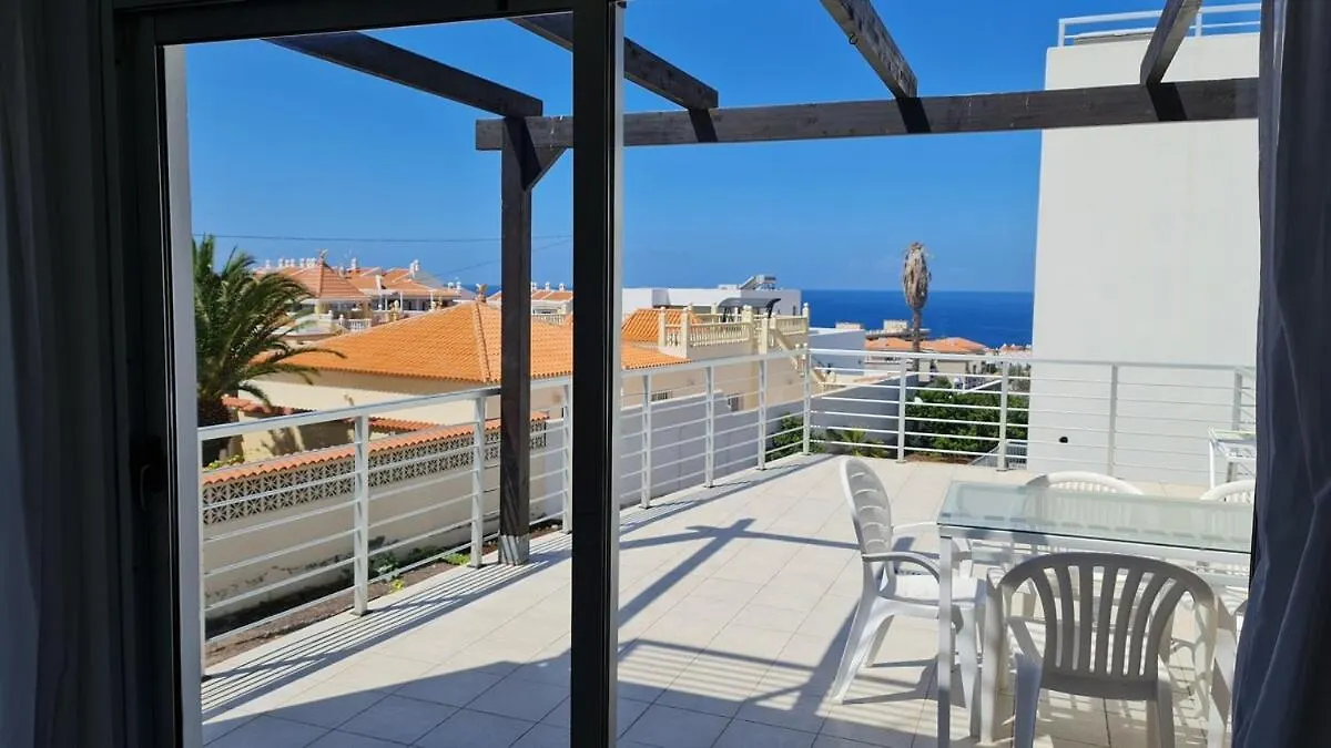 アパート Ocean View Duplex In カジャオ・サルバヘ